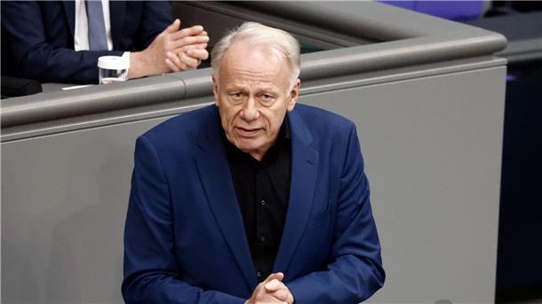 Ihm verdanken wir den Einwegpfand, jetzt will Grünen-Politiker Jürgen Trittin sein Bundestagsmandat nach 25 Jahren niederlegen.