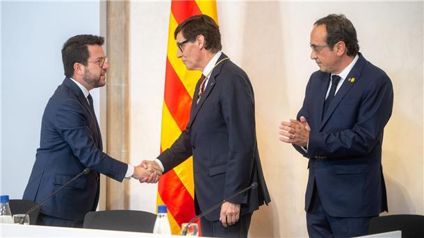 Neuanfang in Katalonien: Illa als Regierungschef vereidigt Illa will mit Unterstützung der linken moderat-separatistischen Partei ERC regieren. Eine Gratwanderung.