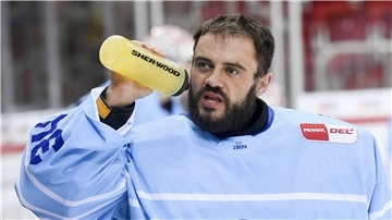 Ilya Andryukhov spielte in der DEL schon für Schwenningen. Jetzt haben ihn die Fischtown Pinguins verpflichtet.