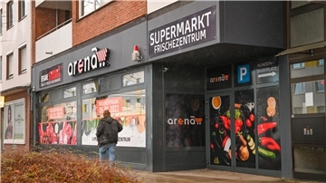 Im Arena-Supermarkt läuft der Betrieb nach dem Buttersäure-Anschlag wieder normal.