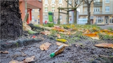 Im Blickpunkt: Der Platz zwischen Penny-Markt und Arbeiterwohlfahrt-Geschäftsstelle in der Hafenstraße ist immer wieder in den Schlagzeilen. 