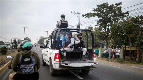 Sechs Frauen in Mexiko ermordet - Ermittler finden Knochen Im Durchschnitt werden fast 90 Menschen pro Tag in Mexiko getötet.