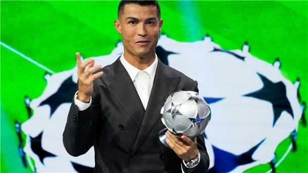 Ronaldos Youtube-Wachstum: „Noch nie dagewesen“ Im Fußball ist er einer der besten Spieler weltweit. Ein Youtube-Kanal könnte für Cristiano Ronaldo eine Möglichkeit sein, auch nach Karriereende in der Öffentlichkeit zu bleiben.
