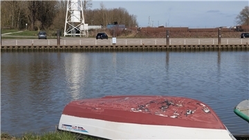 Das Foto zeigt den Großensieler Hafen in Nordenham.