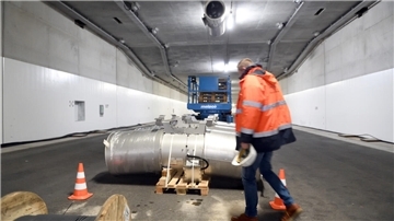 Im Hafentunnel sollen einmal 20 große Ventilatoren für frische Luft sorgen und Rauch aus dem Tunnel blasen, sollte es einmal brennen.