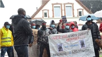 Im Juli gingen Ivorer und Flüchtlinge aus anderen afrikanischen Staaten in Zeven auf die Straße. Sie demonstrierten unter anderem für die Aufklärung des Todes von Amadou Diabate. Nun wurde in dem Fall Anklage erhoben.