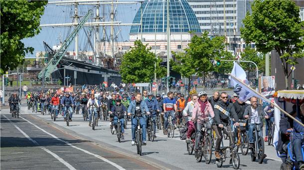 Im Mai 2019 haben 500 Radfahrer für bessere Radwege in der Stadt demonstriert. Nun will die Koalition aus SPD, CDU und FDP am Donnerstag viele Projekte auf den Weg bringen.