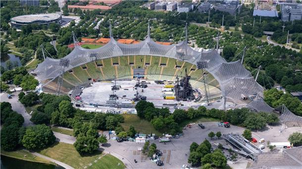Nach Vorwürfen gegen Lindemann: „Schockstarre“ bei Rammstein Im Olympiastadion in München spielt Rammstein vier Konzerte. Eine sogenannte Row Zero soll es dort nicht geben.