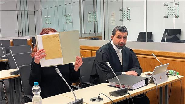 Schuldspruch im „Reichsbürger“-Prozess – aber keine Strafe Im „Reichsbürger“-Prozess am OLG Celle wurde die Angeklagte schuldig gesprochen – auf eine Strafe verzichtet das Gericht. (Archivbild)