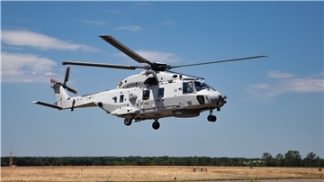 Im Sommer vergangenen Jahres haben die Nordholzer Marineflieger die ersten drei von insgesamt 18 neuen Hubschraubern des Typs NH90 „Sea Lion“ übernommen. Der „Sea King“-Nachfolger wird im Such- und Rettungsdienst über See sowie als Transporthubschrauber für Einsatzgruppenversorger eingesetzt.