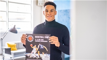 Im vergangenen Jahr ging Anthony Canty mit seinen "Breaking Borders"-Camps an den Start. Für die Corona-Zeit gibt es Fitness-Videos für Menschen mit Behinderungen.
