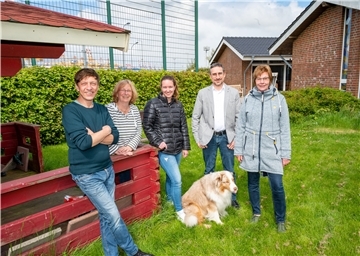 Im Welcome Club der Seemannsmission kümmern sich Thomas Reinold, Annette Moritz, Ann-Christin Heins, Uwe Baumhauer und Antje Zeller um das Wohlergehen der Seeleute. 