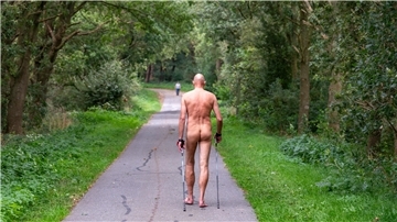 Nacktspaziergang