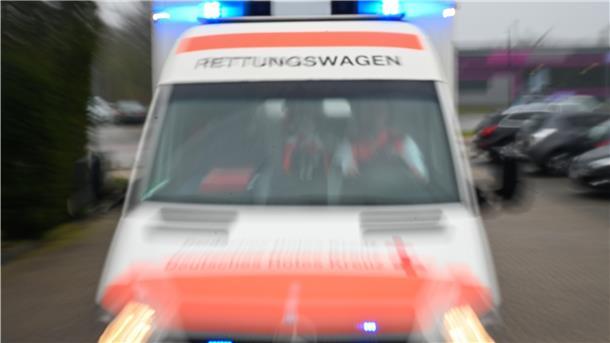 Immer häufiger werden Rettungswagen zu Einsätzen gerufen, die sich als nicht wirklich dringend herausstellen. Der Rettungsdienst Wesermarsch nimmt teil an einem Forschungsprojekt, um dieser Situation zu begegnen.