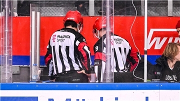 Immer wieder kommt es in der Deutschen Eishockey-Liga zu Fehlentscheidungen trotz Videobeweis - wie kann Abhilfe geschaffen werden?