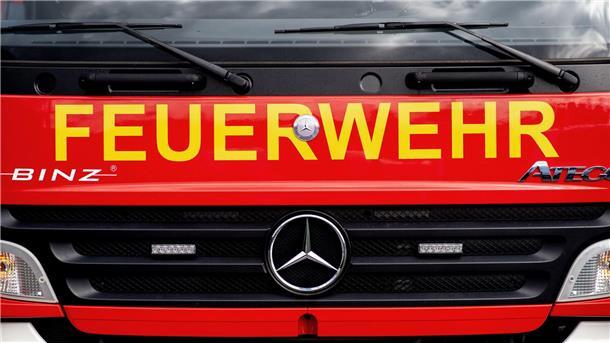 Innenministerin legt Jahresbilanz zum Katastrophenschutz vor Immer wieder werden Rettungskräfte Opfer von Angriffen. (Symbolbild)