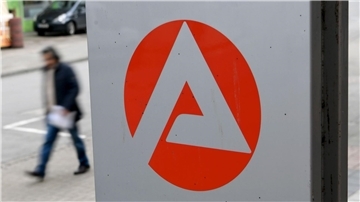 Trübe Herbststimmung am Arbeitsmarkt   Im Oktober 2023 gibt es 165.000 Arbeitslose mehr als vor einem Jahr.