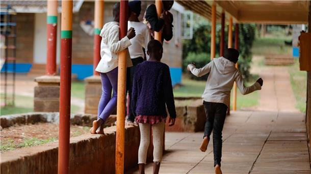 UNAIDS: Weltweiter Kampf gegen Aids und HIV am Scheideweg In Afrika gibt es viele Kijnder, die ihre Eltern durch Aids verloren haben. (Archivbild)