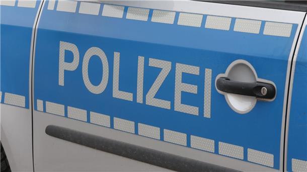 Toter in Müllcontainer - Mann galt als vermisst In Bad Oeynhausen wurde eine Leiche in einem Müllcontainer gefunden. Die Polizei sucht nach wie vor Zeugen (Symbolbild).