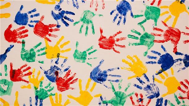 In Braunschweig haben Ermittler einen Erzieher wegen mutmaßlichen Kindesmissbrauchs angeklagt. (Symbolbild)