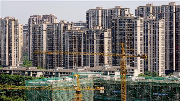 China verbessert Bedingungen für Immobilienkäufer In China werden weitere Investment-Anreize - auch für Immobilienkäufer - zur Stützung der schwächelnden Wirtschaft gesetzt.
