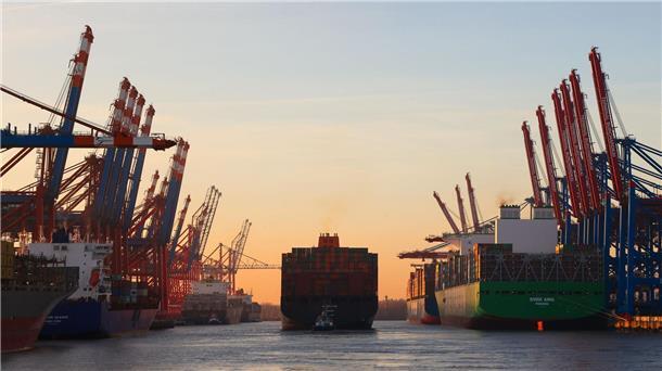 Lichtblick beim Export - Ausfuhren auch im Februar gestiegen In den ersten zwei Monaten des Jahres stiegen die Exporte um 8,4 Prozent gegenüber des Vorjahreszeitraums.