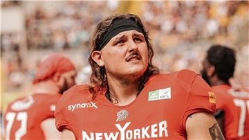 In den Playoffs der German Football League (GFL) trifft der Sieverner Moritz Brössling mit den New Yorker Lions Braunschweig auf die Ravensburg Razorbacks.