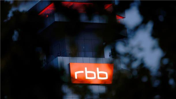In der Affäre um die zurückgetretene ARD-Chefin und RBB-Intendantin Schlesinger ist jetzt eine Entscheidung gefallen.
