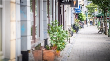 In der Bremerhavener Innenstadt bleiben Geschäfte und Restaurants auch im Januar geschlossen.