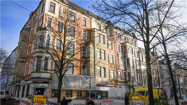 In der Goethestraße 48 soll ein Hostel mit künstlerisch gestalteten Zimmern entstehen.