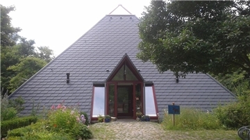 In der NABU-Umweltpyramide können sich junge Menschen für den Naturschutz engagieren.