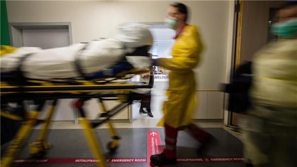 In der Notaufnahme der Helios-Klinik Cuxhaven soll ein mutmaßlicher Schlaganfallpatient abgewiesen worden sein.