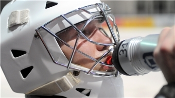 In der Saison 2009/10 stand Edgars Lusins noch selbst zwischen den Torstangen der Fischtown Pinguins.
