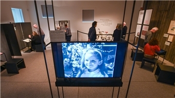In der Sonderausstellung „Neu anfangen, nur wie?“ zeigt das Deutsche Auswandererhaus auch einen Imagefilm über Espelkamp aus dem Jahr 1953.