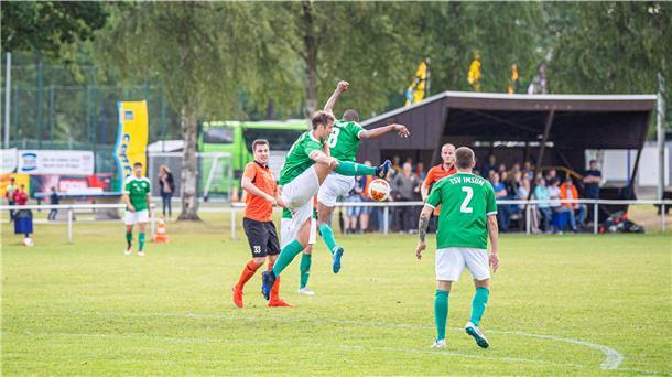 In der vergangenen Saison gewannen die Fußballer des TSV Imsum (grüne Trikots) den SSB-Pokal. Ihren Titelhunger in dre Kreisiga zu stillen, wurde durch den vorzeitigen Saisonabbruch verhindert.