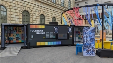 Aufbau der interaktiven Wanderausstellung „ToleranzRäume“ in München