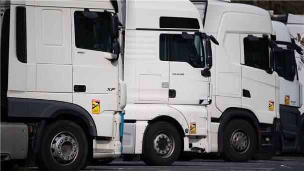 In Deutschland wächst seit Jahren der Bestand an Nutzfahrzeugen und Lastwagen. (Symbolbild)