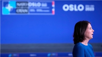 In diesen Zeiten sei das Allerwichtigste „Verlässlichkeit, dass das gegebene Wort gilt“, so Annalena Baerbock beim Treffen der Nato-Außenminister in Oslo.