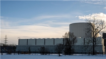 In dieser Halle auf dem Gelände des früheren Kernkraftwerks Gundremmingen wird der Atommüll gelagert.