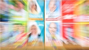 In Dresden ist erneut eine Politikerin beim Aufhängen von Wahlplakaten angegriffen worden. Vor wenigen Tagen ist SPD-Kandidat Matthias Ecke schwer verletzt worden.
