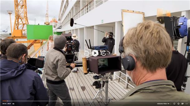 In einer Reportage hat das ZDF schon von den besonderen Dreharbeiten in Bremerhaven berichtet.