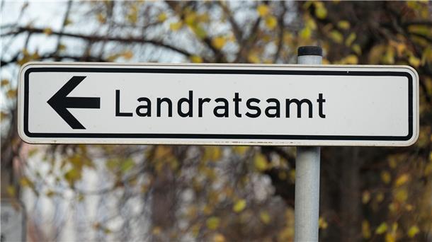 Kreis nutzt in Vorschrift nur weibliche Dienstbezeichnungen In einer überarbeiteten internen Verwaltungsvorschrift nutzt der Landkreis Rotenburg (Wümme) allein weibliche Dienstbezeichnungen. (Symbolbild)