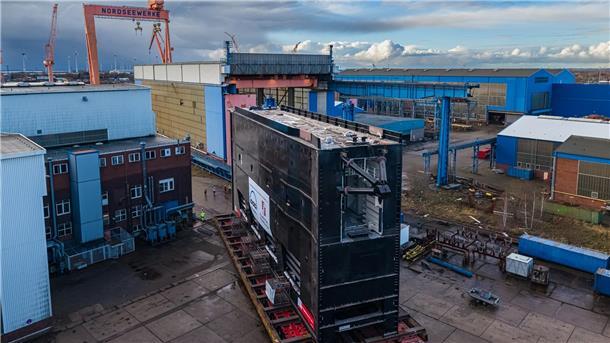 In Emden wurden die neuen Schleusentore für die 5. NOK-Kammer gefertigt. Bald erfolgt der Transport nach Brunsbüttel, wo sie eingebaut werden.