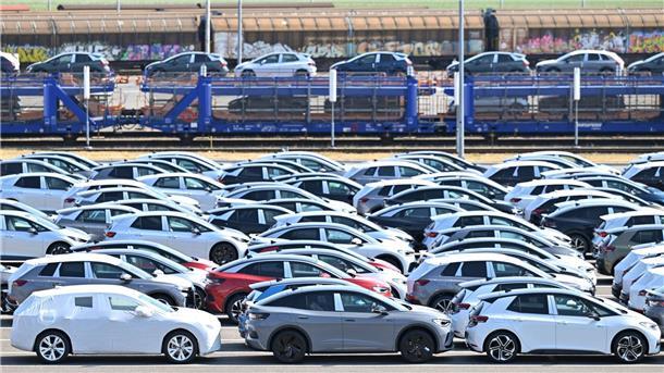 VW trotzt den schwierigen Automärkten - Audi schwächer In Europa verkaufte der Konzern mit allen Marken fast drei Viertel mehr Batterieelektrofahrzeuge. (Archivbild)