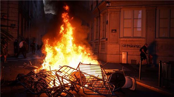 Sind französische Verhältnisse in Deutschland möglich? In Frankreich kam es infolge eines tödlichen Polizeischusses auf einen Jugendlichen mit Migrationshintergrund zu schweren Ausschreitungen.