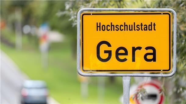 In Gera ist ein SPD-Stadtratskandidat geschubst und beleidigt worden.