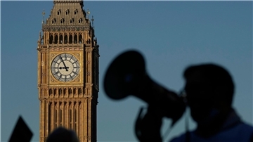 In Großbritannien tobt ein zunehmend schriller „Kulturkrieg“ und eine Debatte um Zensur und Meinungsfreiheit.