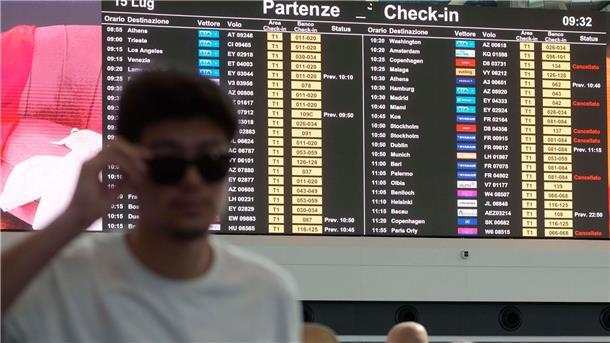 In Italien streikt das Bodenpersonal an Flughäfen - auch deutsche Reisende sind davon betroffen.