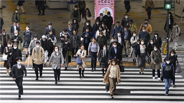 Japans Alte sterben oft vereinsamt In Japan schrumpft die Bevölkerung und altert im Rekordtempo.