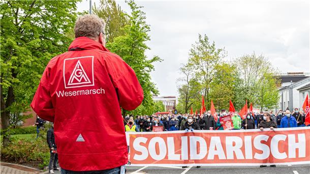 In Nordenham gingen rund 600 Beschäftigte auf die Straße.